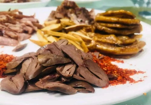 成都這家你肯定去過的百年老店，名字沒幾個人念對——雨田化妝品